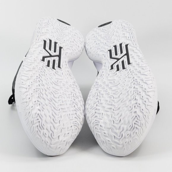 Nike Kyrie 4 TB 'Black White' DA7803-001 Basketball Sneakers size 15 - Picture 8 of 9